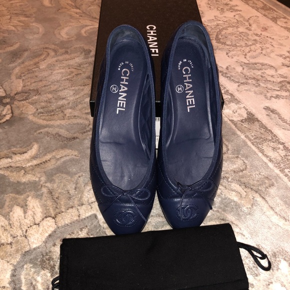 chanel navy ballet flats